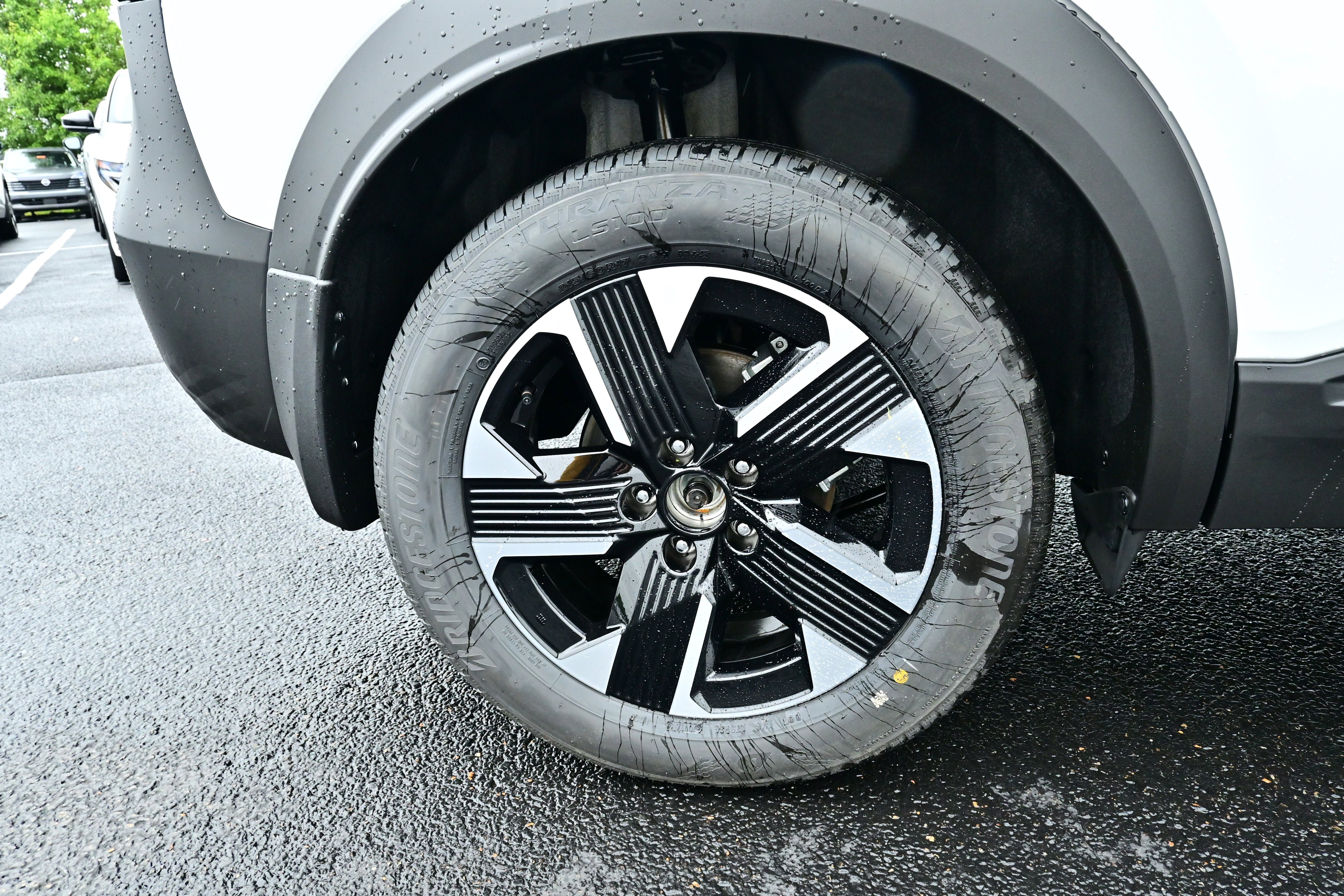 New 2026 Nissan Kicks SV w/ SV Premium Package AWD/4WD image 9