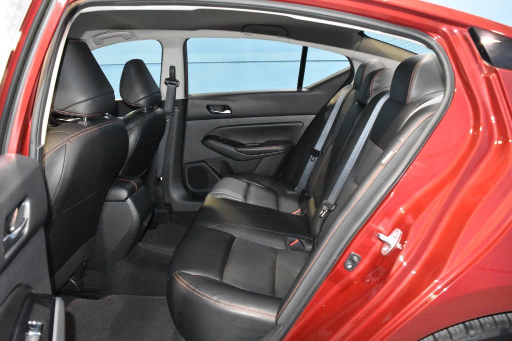 Used 2023 Nissan Altima 2.5 SR image 19