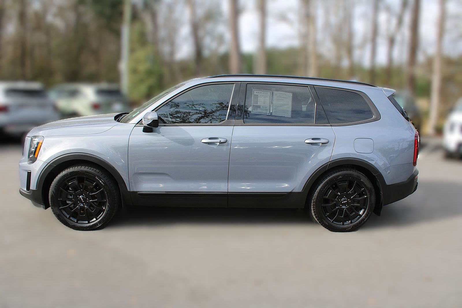 Used 2022 Kia Telluride SX w/ SX Prestige Package image 5