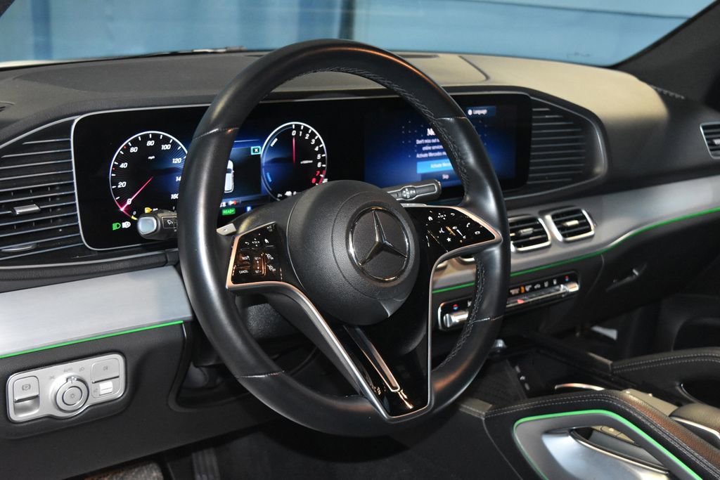 Used 2024 Mercedes-Benz GLE 450e 4MATIC image 2