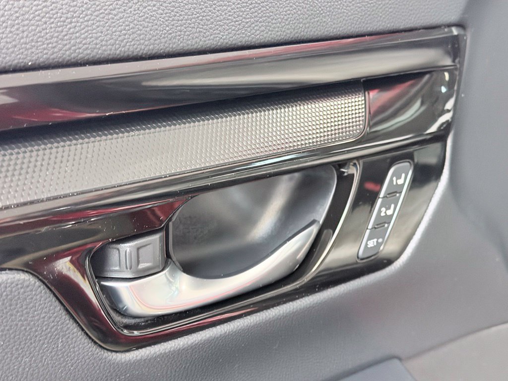 Used 2024 Honda CR-V EX-L image 9
