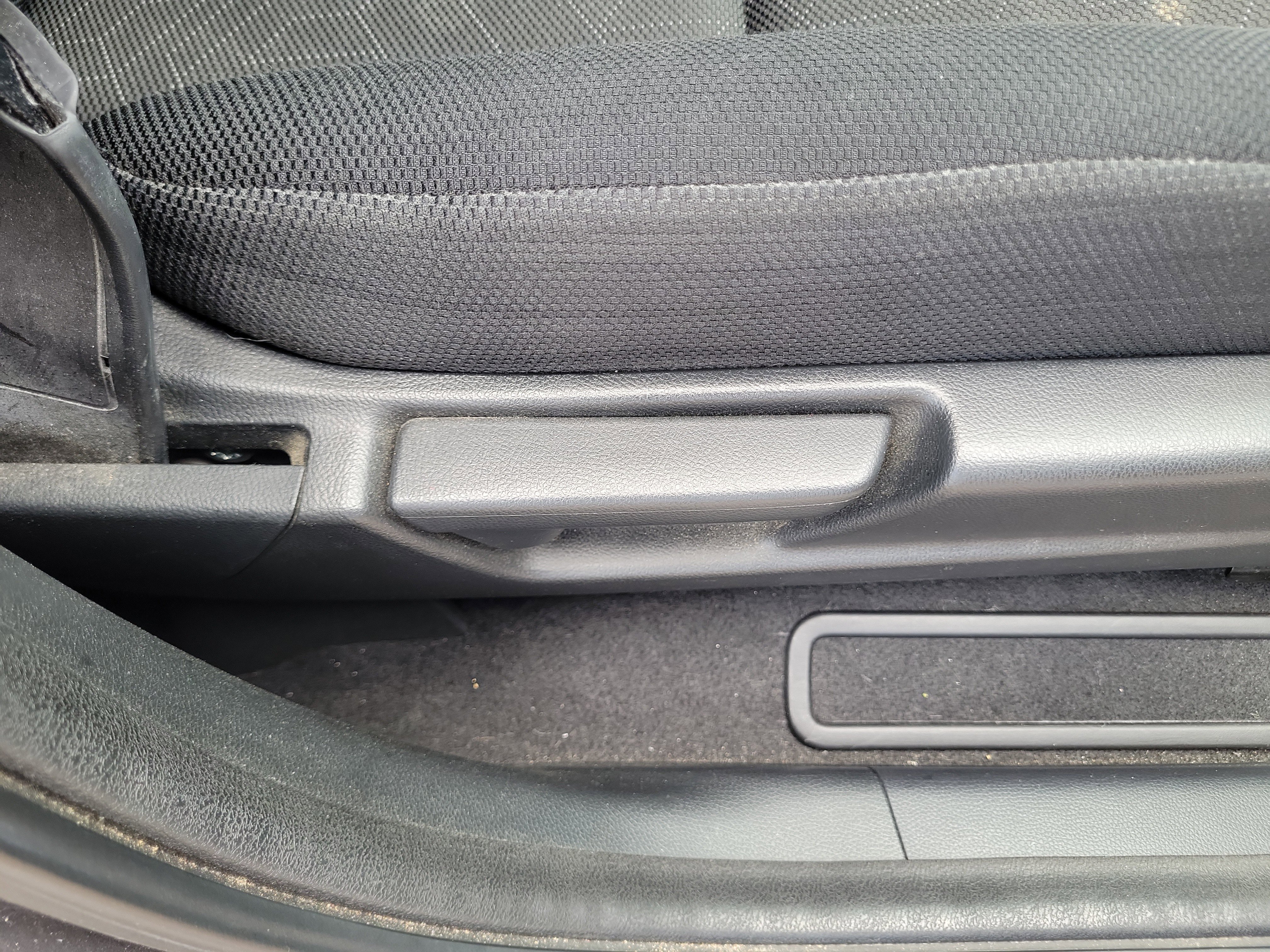 Used 2015 Honda Fit EX image 20