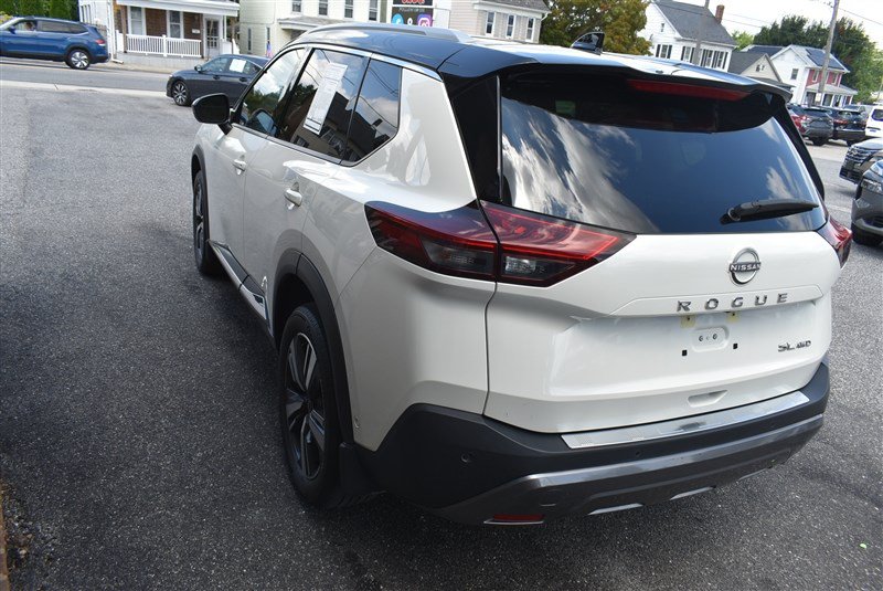 Used 2023 Nissan Rogue SL w/ SL Premium Package AWD/4WD image 6
