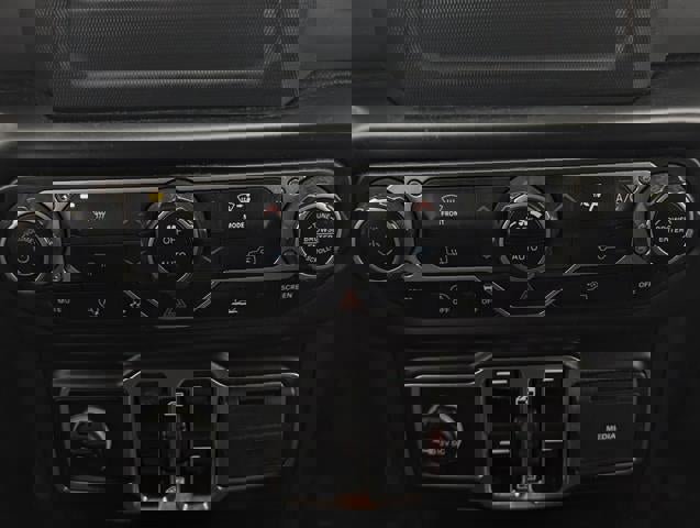 Used 2021 Jeep Wrangler Unlimited Sahara image 30