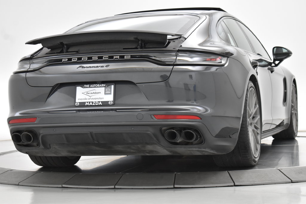 Used 2023 Porsche Panamera 4 Platinum Edition AWD/4WD image 27