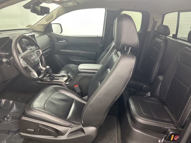 Used 2016 GMC Canyon SLT image 12