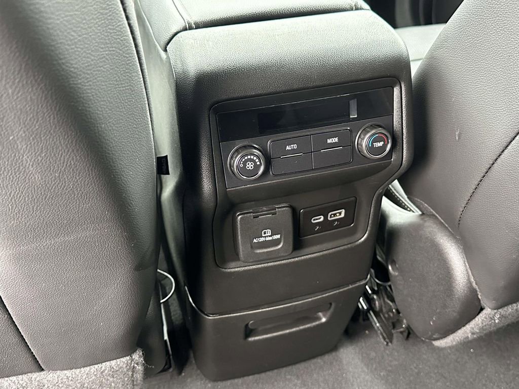 Certified 2023 GMC Acadia SLT w/ Elevation Edition image 14