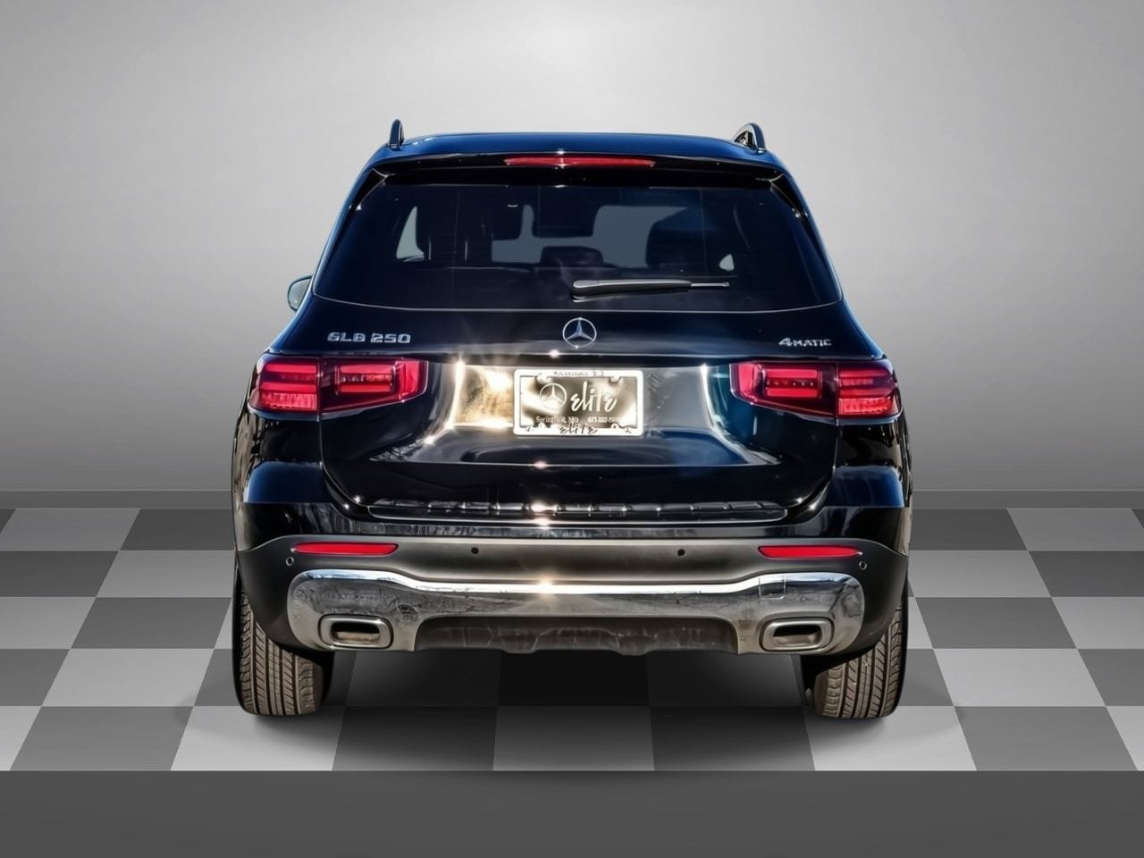 New 2026 Mercedes-Benz GLB 250 4MATIC image 5