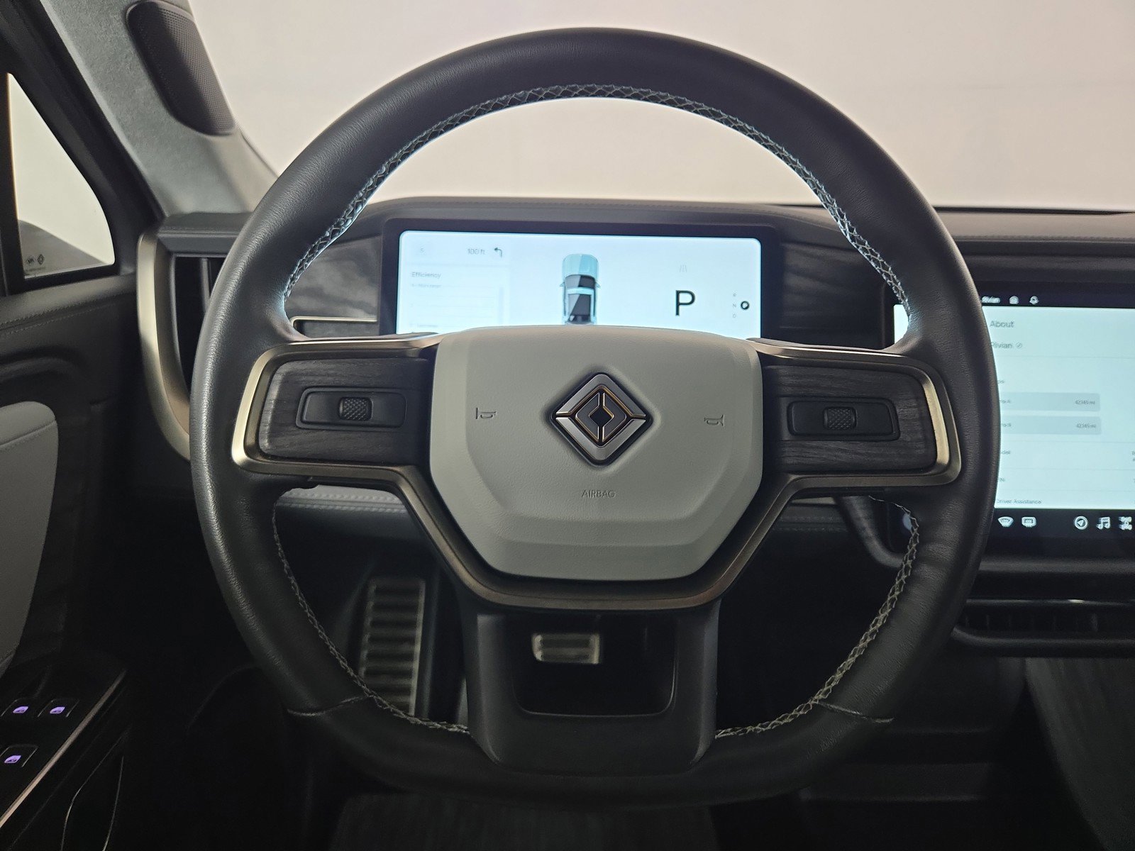 Used 2022 Rivian R1T Adventure image 26