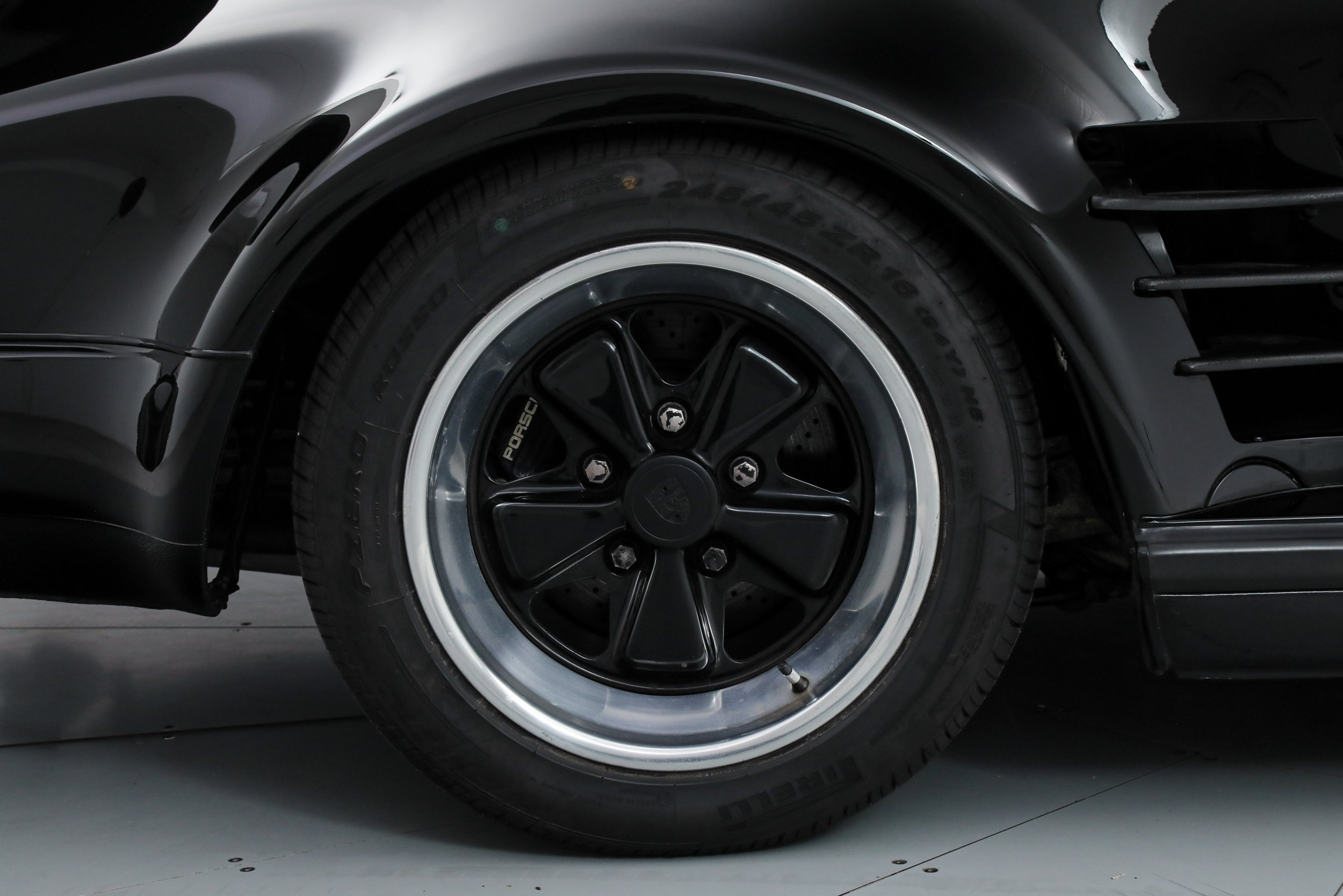 Used 1989 Porsche 911 Turbo Targa RWD image 62