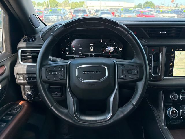 Used 2023 GMC Yukon Denali Ultimate AWD/4WD image 10