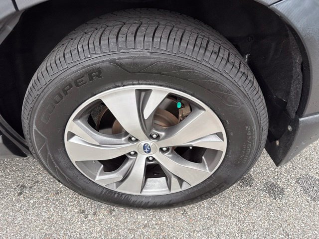 Certified 2023 Subaru Ascent Premium w/ Convenience Package AWD/4WD image 13