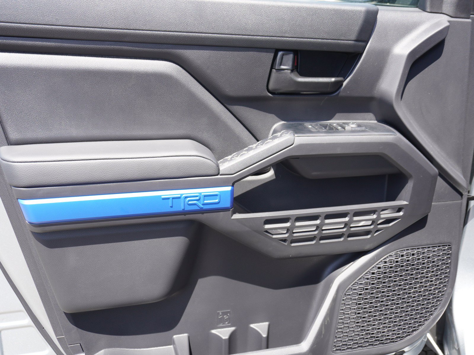 New 2026 Toyota Tacoma SR5 RWD image 12
