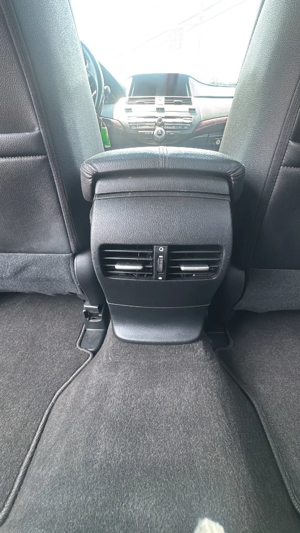 Used 2011 Honda Crosstour EX-L image 16