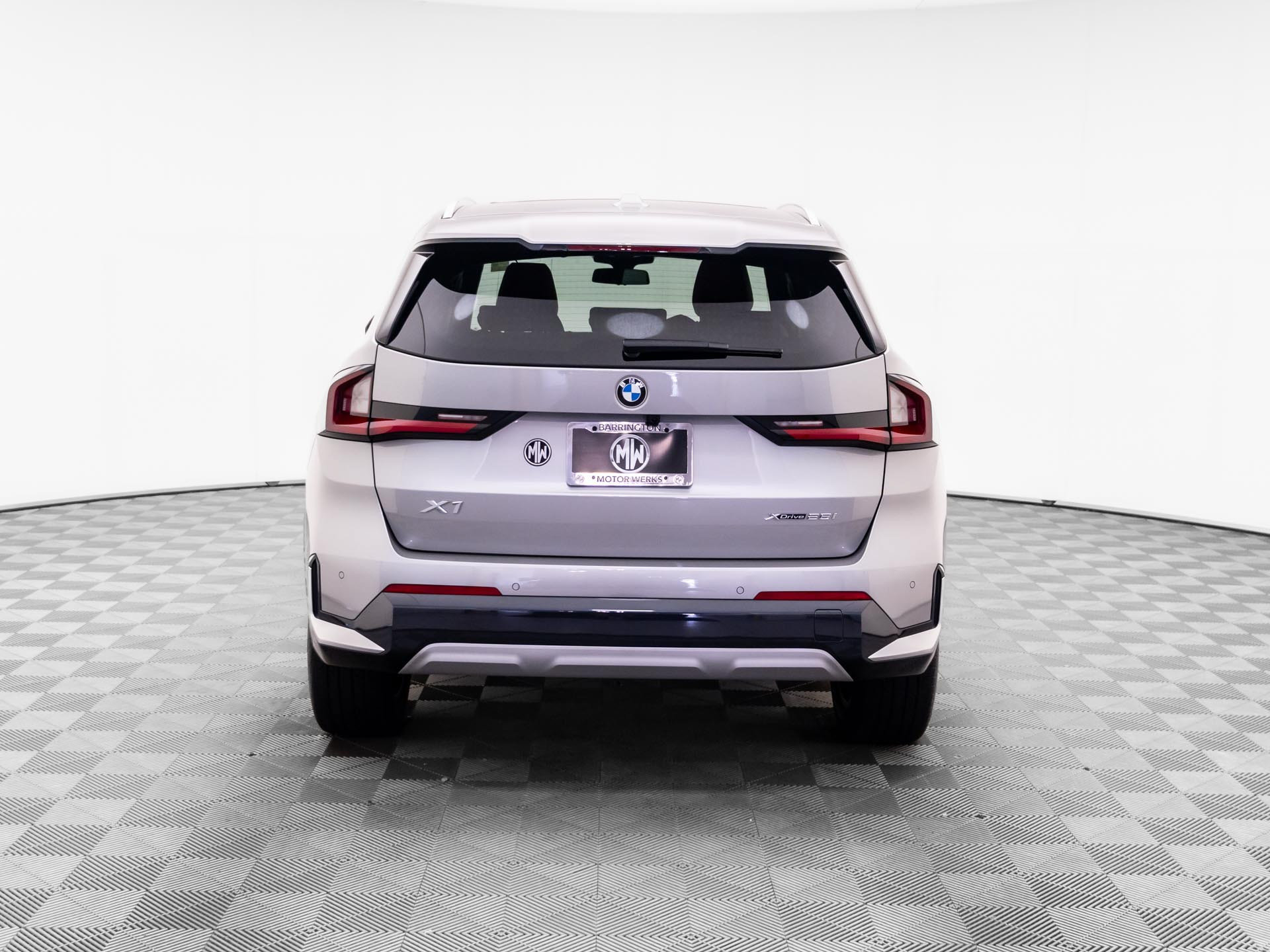 Certified 2025 BMW X1 xDrive28i w/ Premium Package AWD/4WD image 4