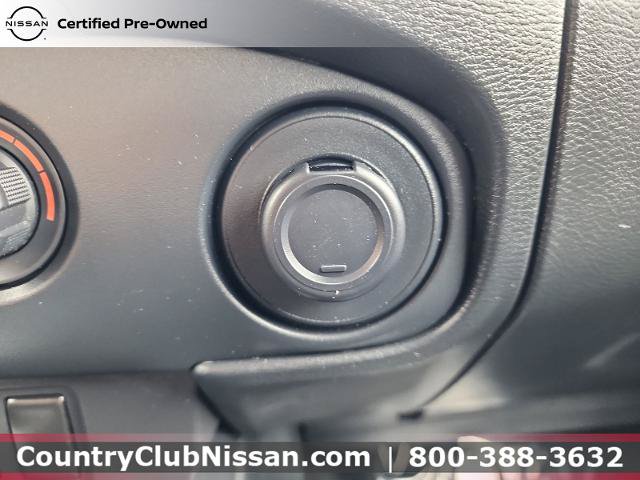 Certified 2022 Nissan Frontier SV w/ Technology Package AWD/4WD image 16