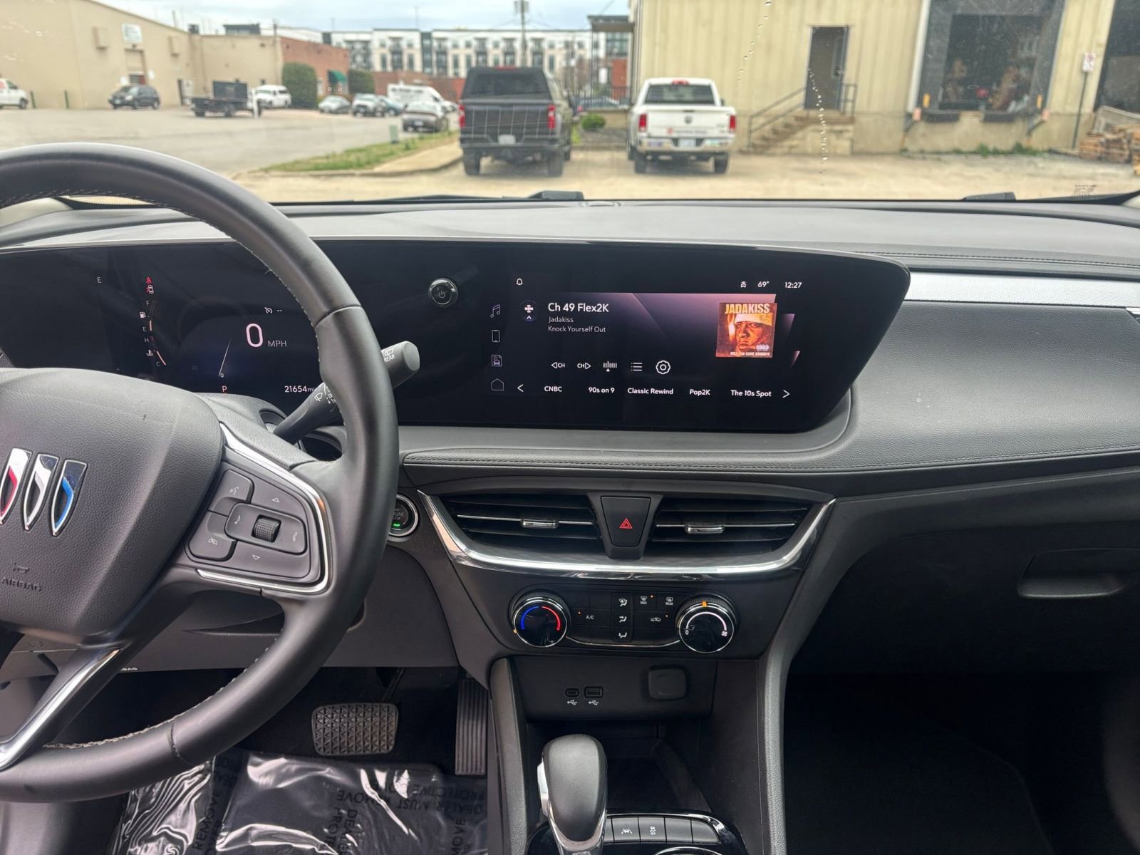 Used 2025 Buick Encore GX Preferred image 17