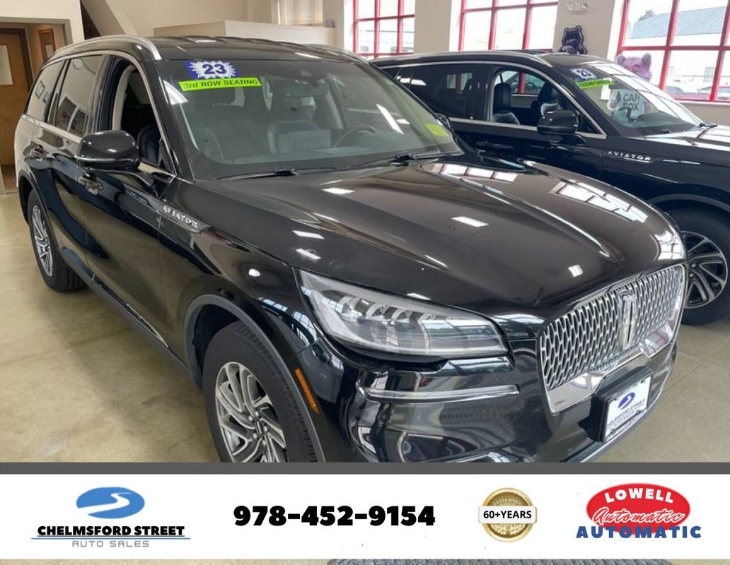 Used 2023 Lincoln Aviator AWD image 1