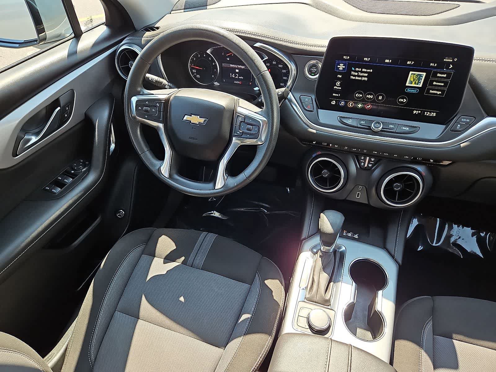 Used 2024 Chevrolet Blazer LT w/ Convenience Package FWD image 10