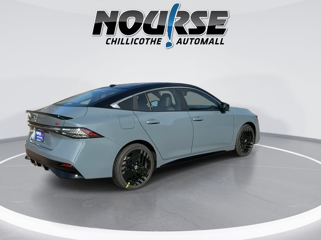 New 2026 Nissan Sentra SR w/ SR Premium Package FWD image 8