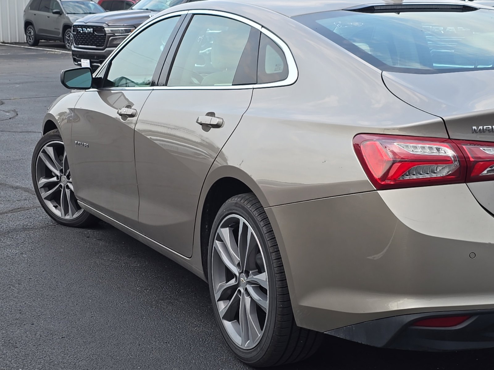 Used 2024 Chevrolet Malibu LT FWD image 52