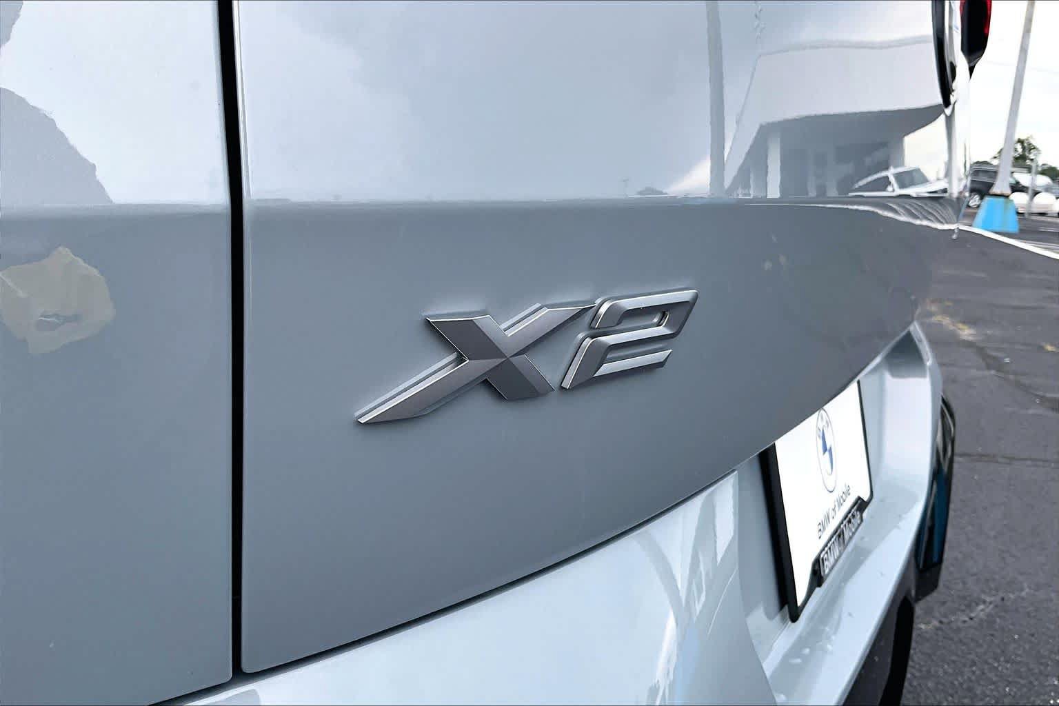 New 2026 BMW X2 xDrive28i w/ Technology Package AWD/4WD image 16