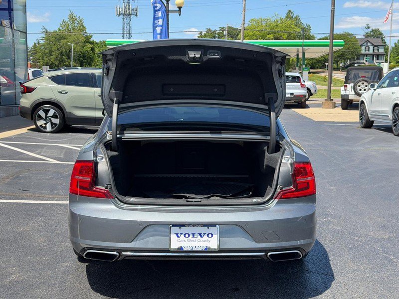 Used 2020 Volvo S90 T6 R-Design w/ Advanced Package AWD/4WD image 5