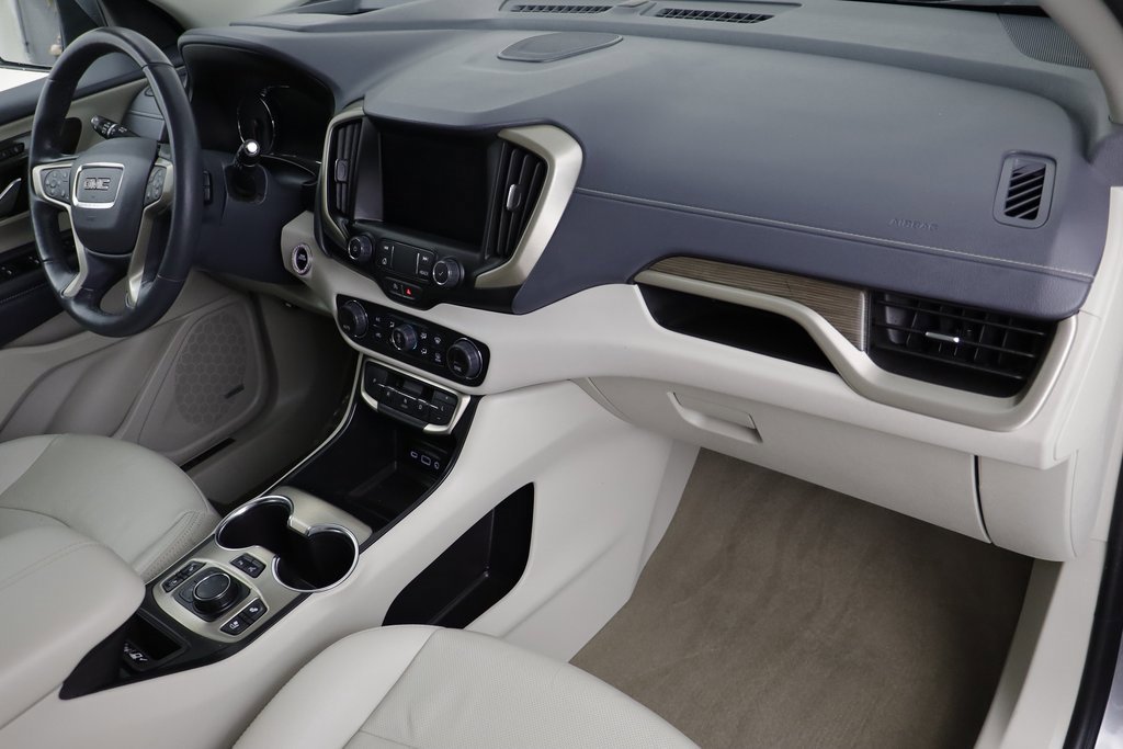 Used 2024 GMC Terrain Denali w/ Denali Premium Package image 22