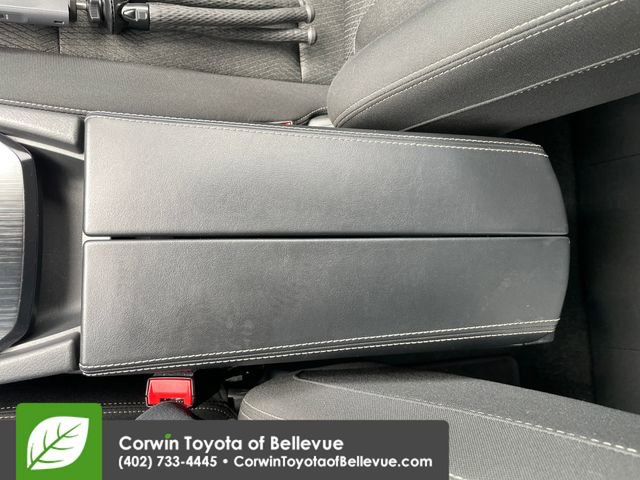 Used 2025 Nissan Rogue SV image 15