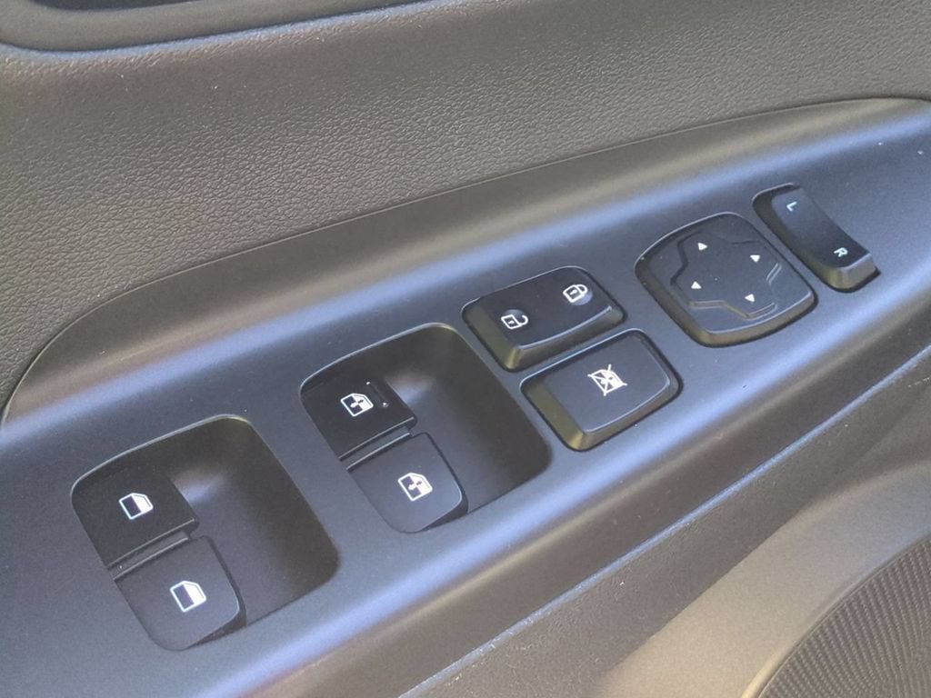 Used 2018 Hyundai Kona SEL AWD/4WD image 12