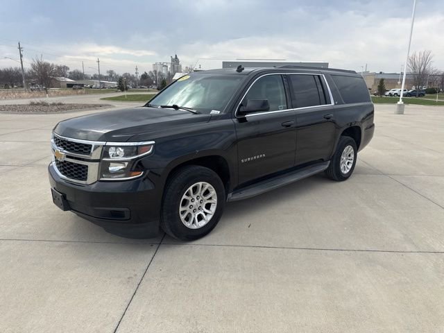 Used 2015 Chevrolet Suburban LT image 7