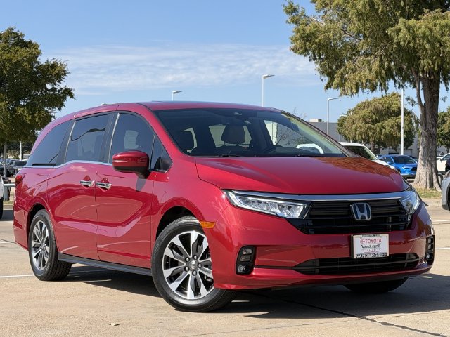 Used 2024 Honda Odyssey EX-L image 2
