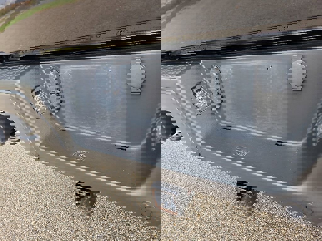 Used 2018 Ford F150 Raptor w/ Equipment Group 802A Luxury image 8