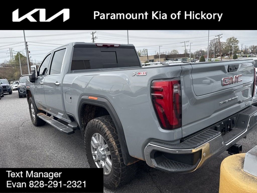 Used 2024 GMC Sierra 2500 SLT w/ SLT Premium Package image 8