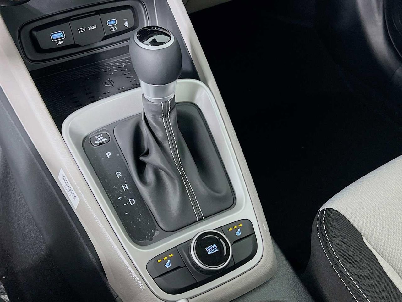 New 2026 Hyundai Venue SEL FWD image 12