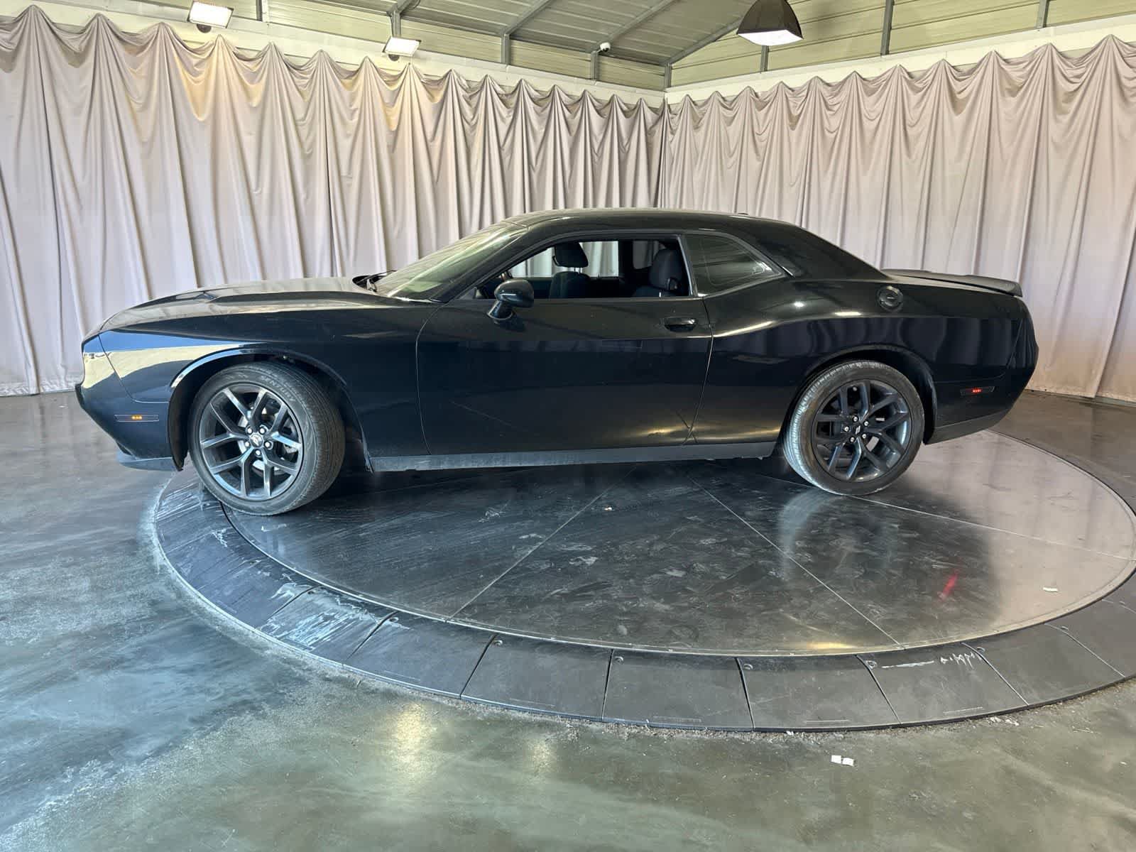 Used 2019 Dodge Challenger SXT w/ Blacktop Package RWD image 8