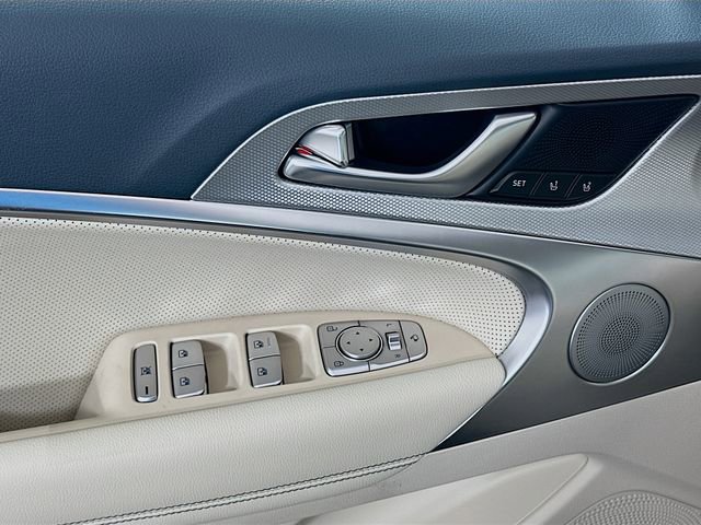 New 2026 Genesis G70 2.5T Prestige image 20