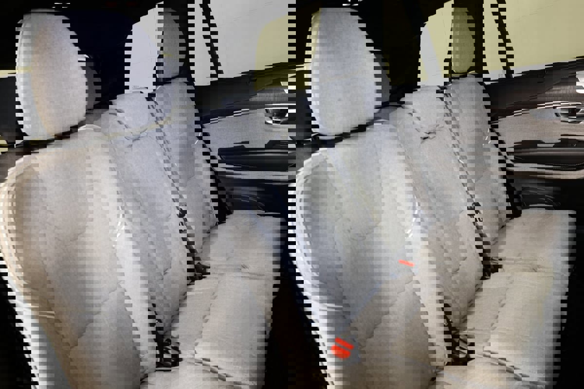 Used 2023 Volvo XC90 T8 Ultimate image 44