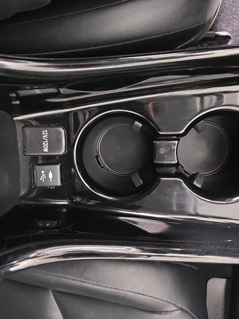 Used 2019 Toyota Prius XLE image 23