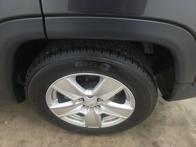 Used 2022 Jeep Compass Latitude w/ Convenience Group image 13