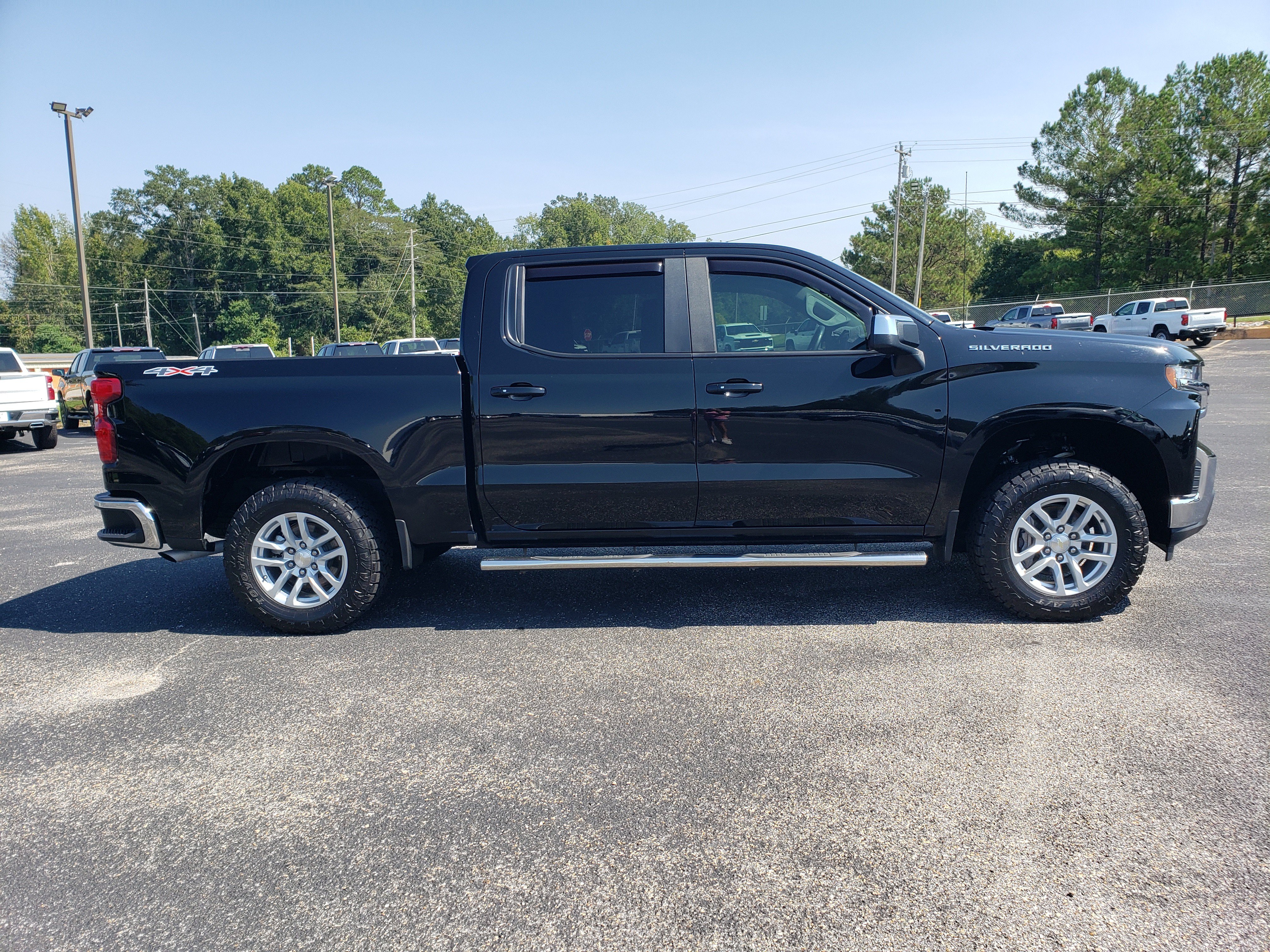 Used 2019 Chevrolet Silverado 1500 LT w/ All-Star Edition AWD/4WD image 5