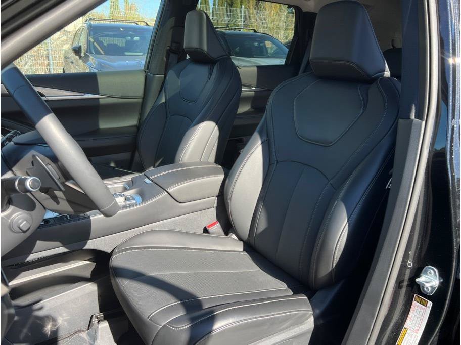 Used 2026 INFINITI QX60 Luxe AWD/4WD image 8