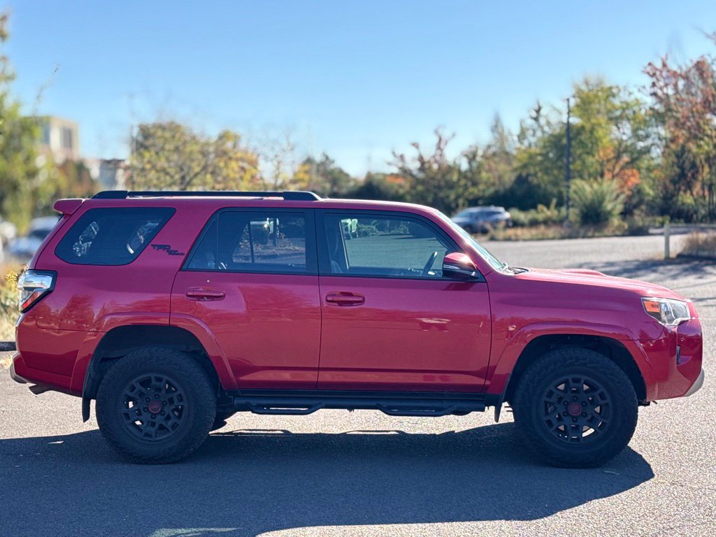 Used 2024 Toyota 4Runner TRD Off-Road Premium w/ Off Road Premium Plus Package AWD/4WD image 6