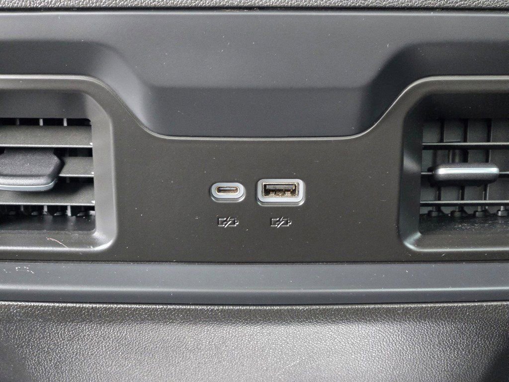 Used 2023 Chevrolet Silverado 1500 RST image 19