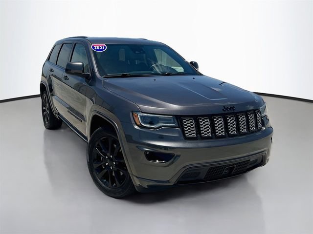 Used 2021 Jeep Grand Cherokee Laredo X RWD image 2