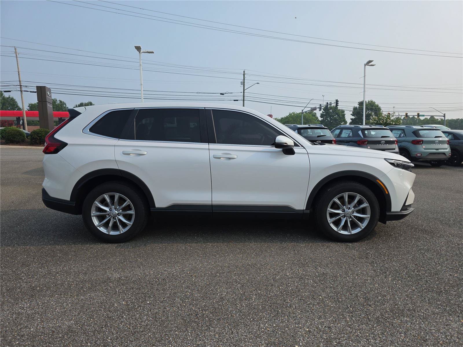 Used 2024 Honda CR-V EX image 5