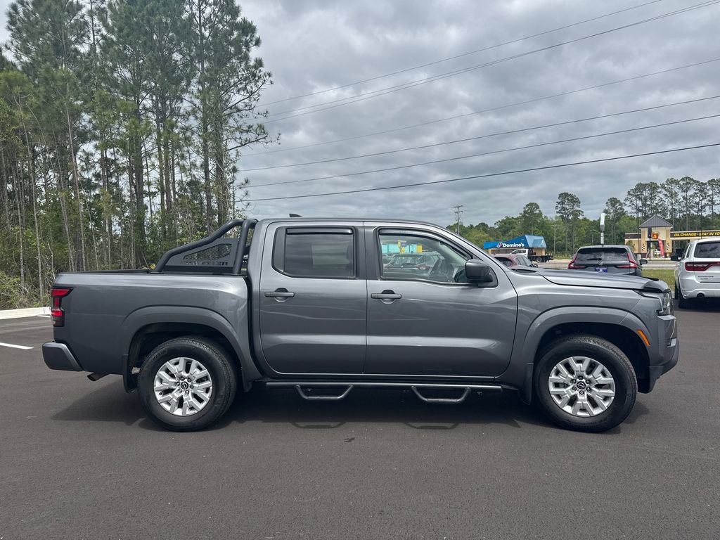 Used 2022 Nissan Frontier SV w/ Technology Package RWD image 6