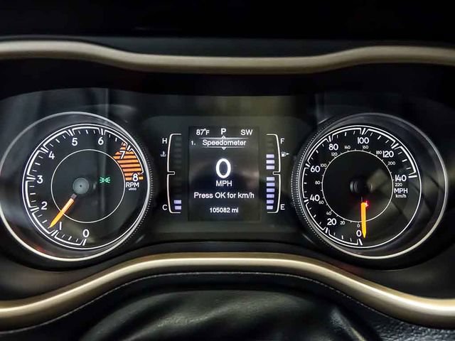 Used 2016 Jeep Cherokee Sport w/ Cold Weather Group FWD image 19
