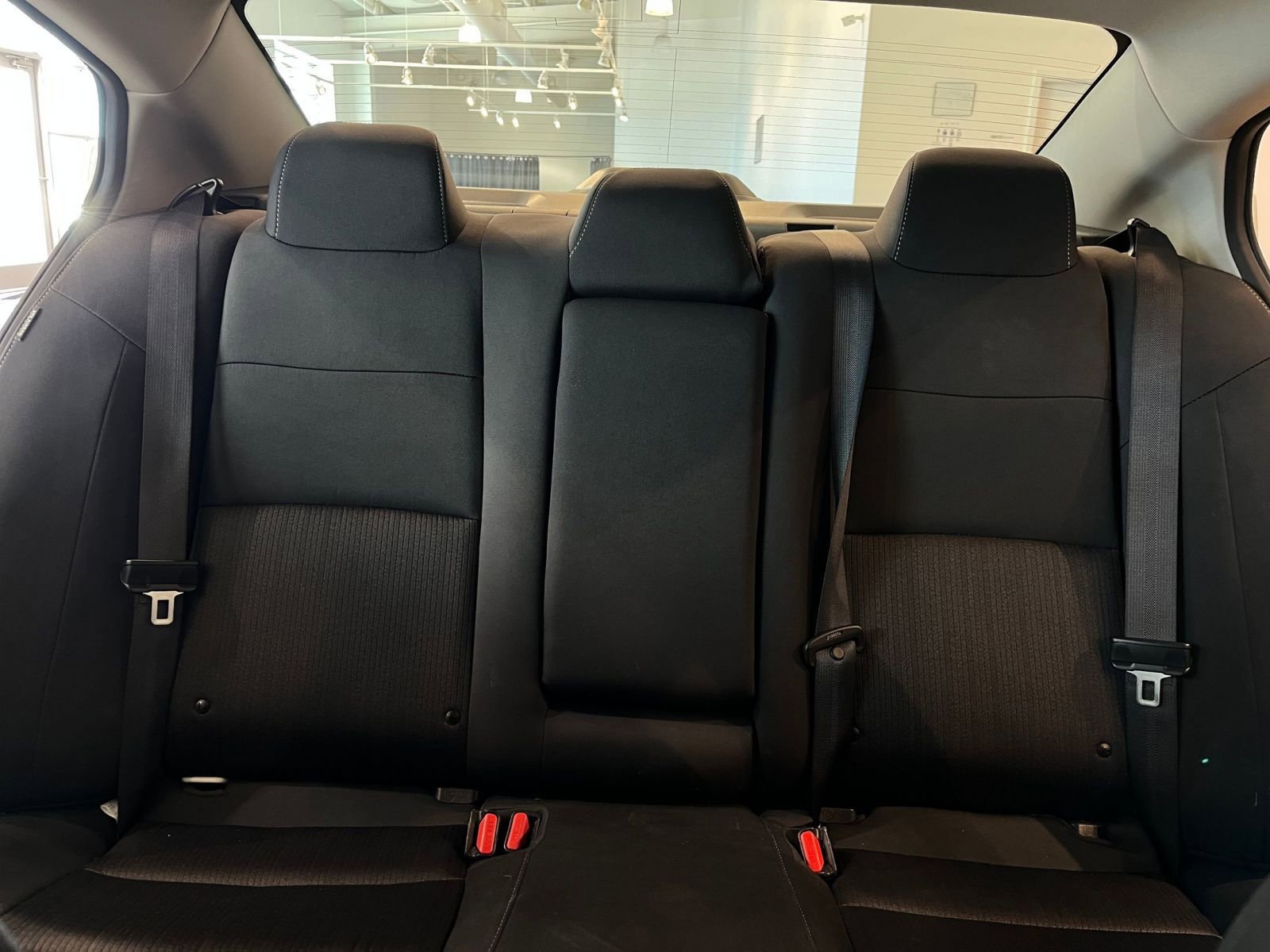 Used 2025 Nissan Altima 2.5 SV image 38