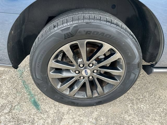 Used 2019 Ford Expedition Limited w/ Equipment Group 301A AWD/4WD image 53